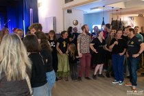 APL_387060